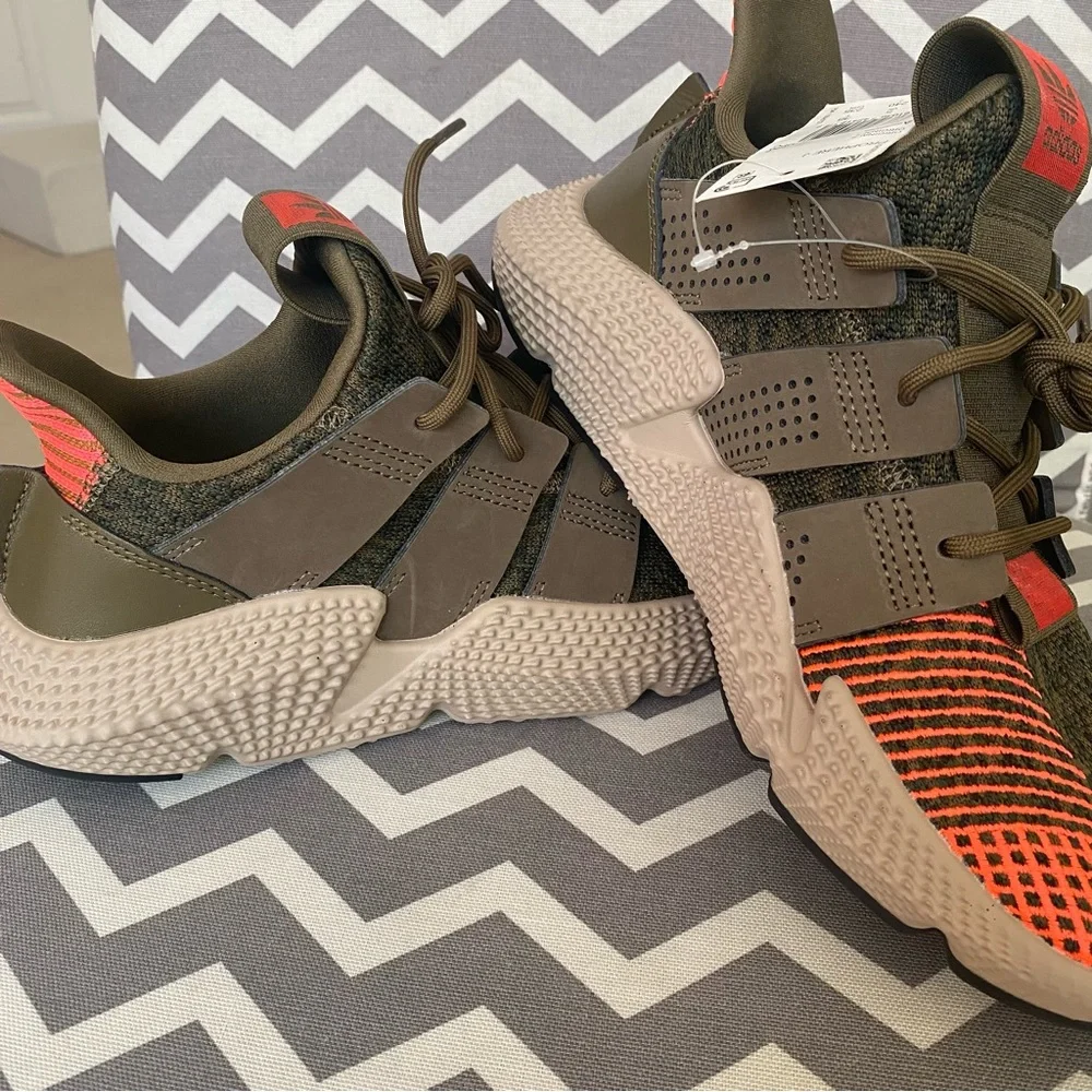 NEW! ADIDAS PROPHERE J SIZE 5.5 - Picture 4 of 15